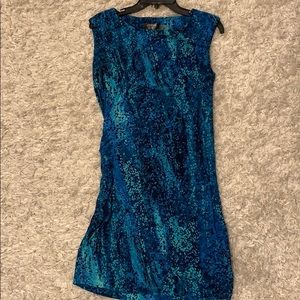 Sleeveless Guess dress